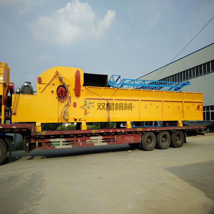 模板破碎機1600型設備發貨現場