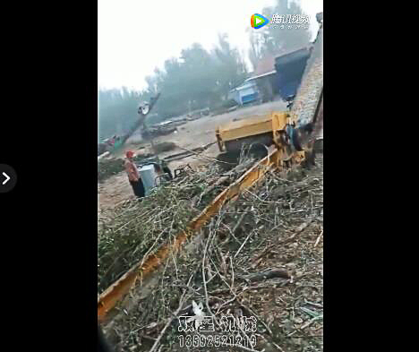 模板破碎機視頻客戶設備作業現場展示