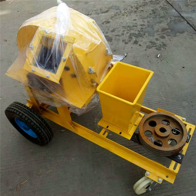 木材粉碎機(jī)設(shè)備分類和使用柴油機(jī)做動(dòng)力的優(yōu)點(diǎn)