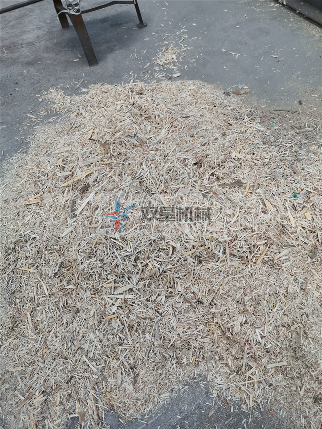 鋸末粉碎機鋸末機粉碎效果實拍