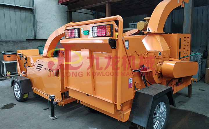 移動式木材粉碎機