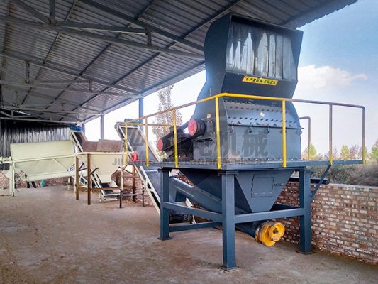 木材粉碎機帶動資源樹枝粉碎機循環發展讓資源不再枯竭