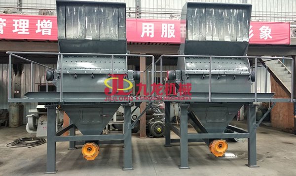 木材粉碎機既給農民帶來樹枝粉碎機廠家了經濟效益又保護了我們的環境