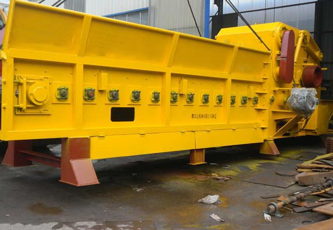 秸稈粉碎機讓秸稈<a href='http://www.xianhfw.com' target='_blank'><span><a href='http://www.xianhfw.com/1/229.html' target='_blank'><span>樹枝粉碎</span></a>機</span></a>從新有了利用價值